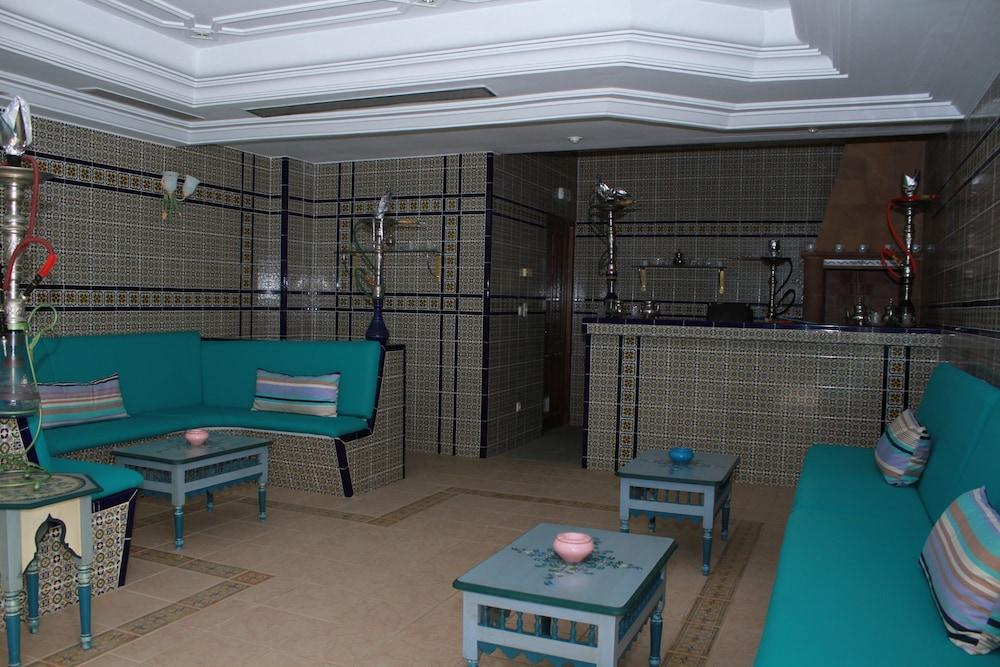 Le Grand Hotels Des Thermes 迈来亚 外观 照片