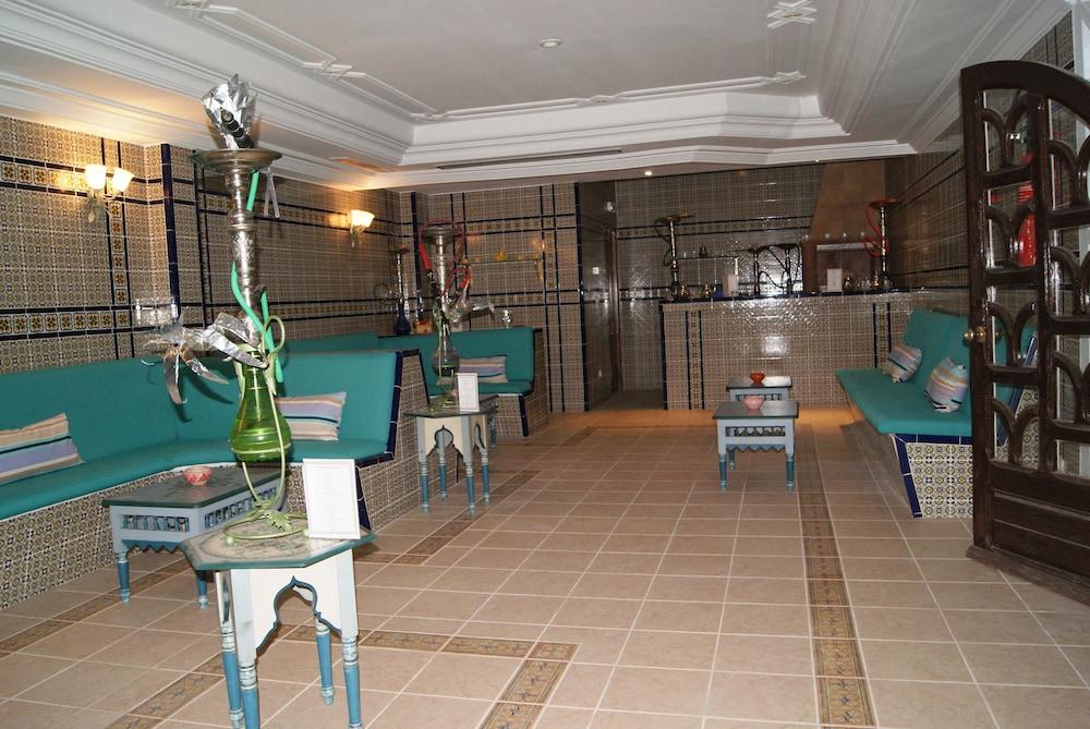 Le Grand Hotels Des Thermes 迈来亚 外观 照片